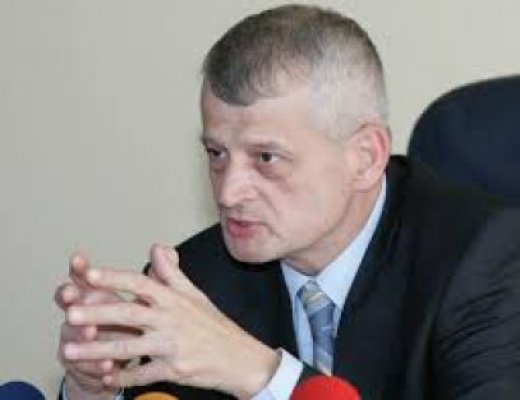 Oprescu, despre o posibilă candidatură la preşedinţie: Nu exclud absolut nimic